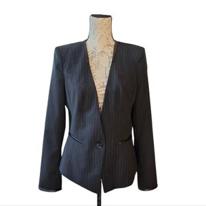WHBM Black Gray Pinstripe Single Breasted Wool Blend Tuxedo Blazer Jacket 10